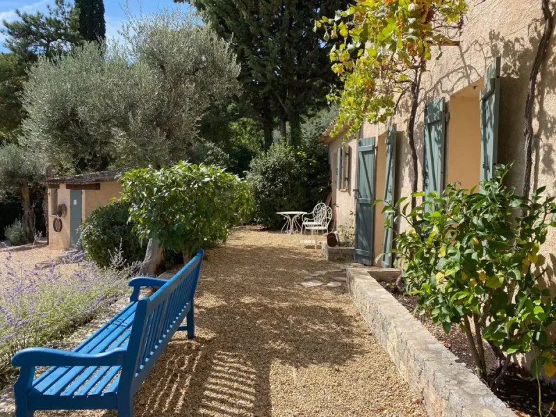 La-Bergerie-Bargemon Bankje